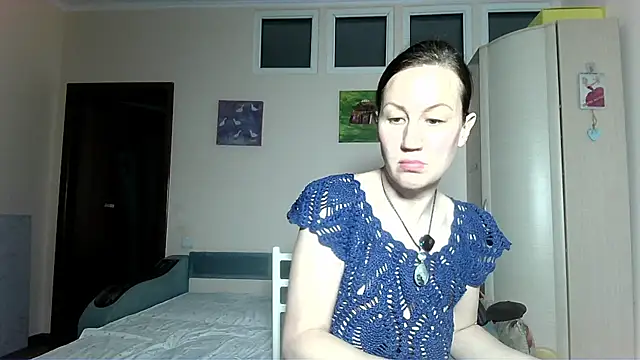 Snapshot of PrivateVelvetXX chatting on 04.16.26 PrivateVelvetXX online show from 04.16.26