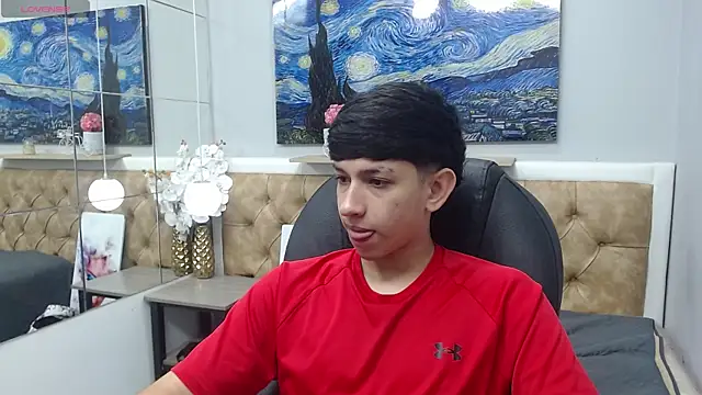 Snapshot of AdrianFranko chatting on 04.24.26 AdrianFranko online show from 04.24.26