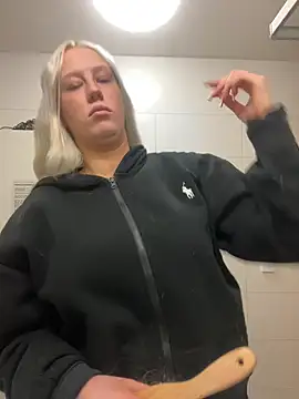 LeniMaria online show from 03.25.26