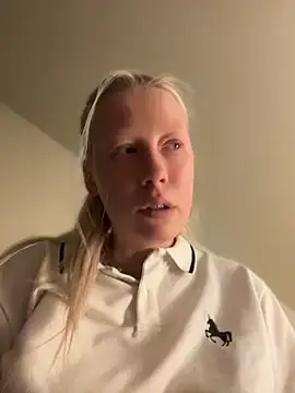 LeniMaria online show from 04.15.26