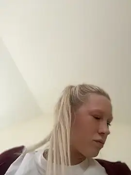 LeniMaria online show from 04.17.26