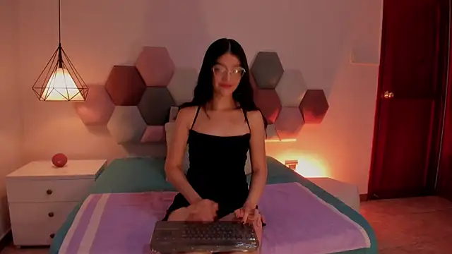 AnnieBlluee online show from 07.14.26