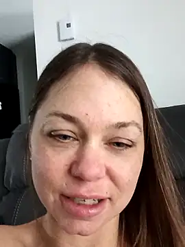 Couple qc online show from 03.22.26