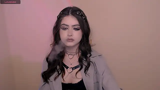  LunnaBelle  online show from 03.26.26