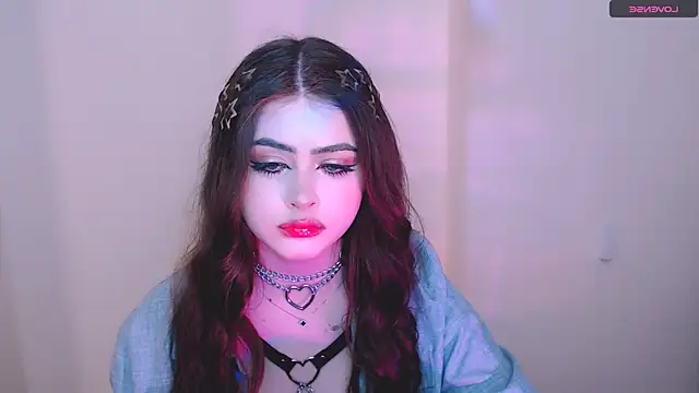  LunnaBelle  online show from 03.27.26