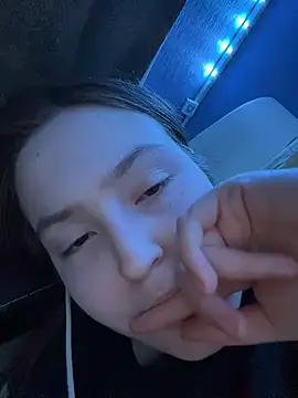 charmingggirl online show from 03.31.26