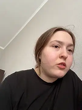 charmingggirl online show from 04.10.26