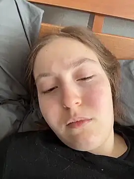 charmingggirl online show from 04.12.26