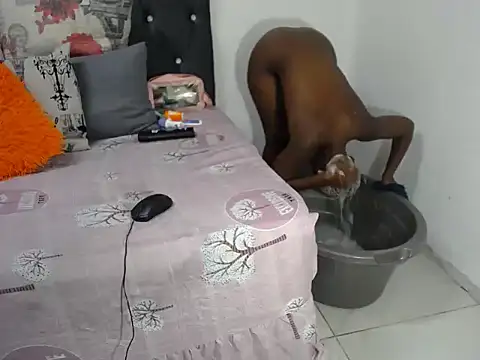 BootySoYummyX online show from 04.07.26