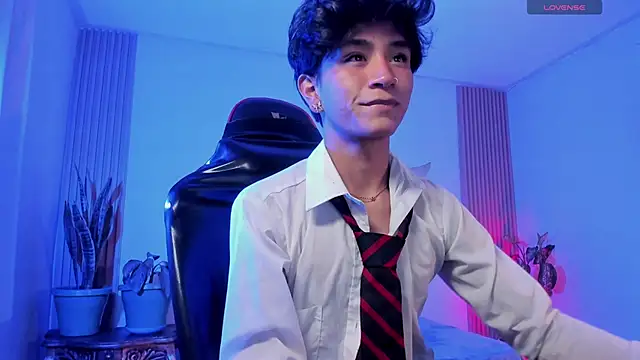 cococumps online show from 04.04.26