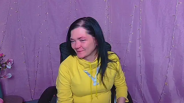 LauraFinn online show from 03.26.26