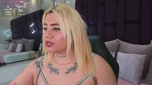 milamonroyy online show from 04.04.26