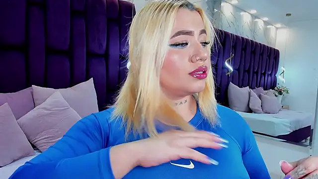 milamonroyy online show from 04.11.26