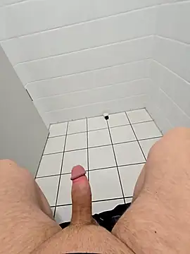 OssiBigCum online show from 04.08.26