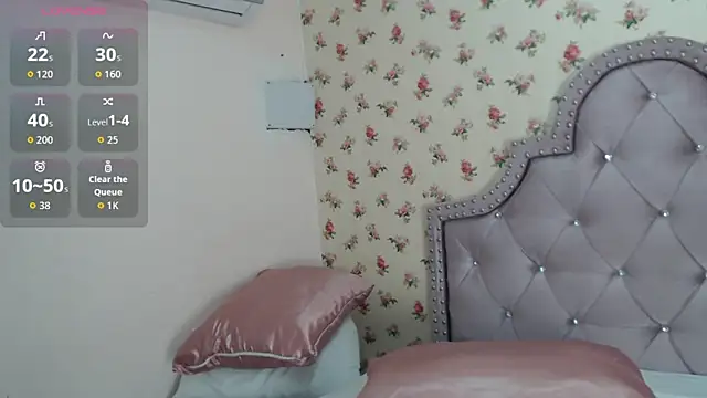 crystal watson0 online show from 04.13.26