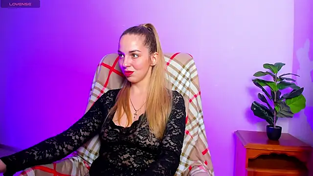 Alexandracandy online show from 03.25.26