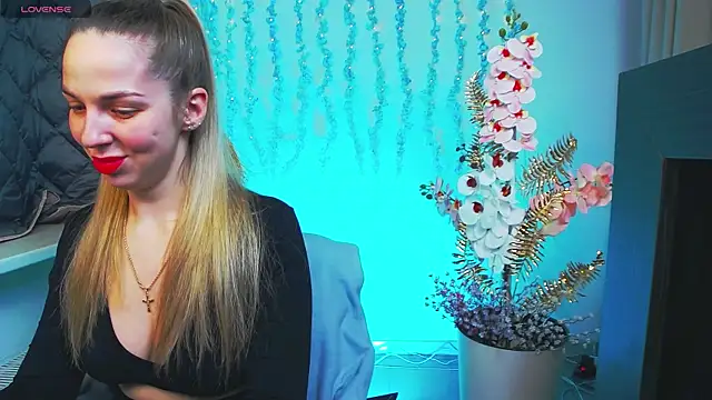 Alexandracandy online show from 04.06.26