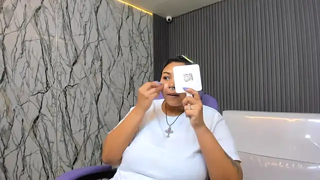 katteyes 20 online show from 04.07.26