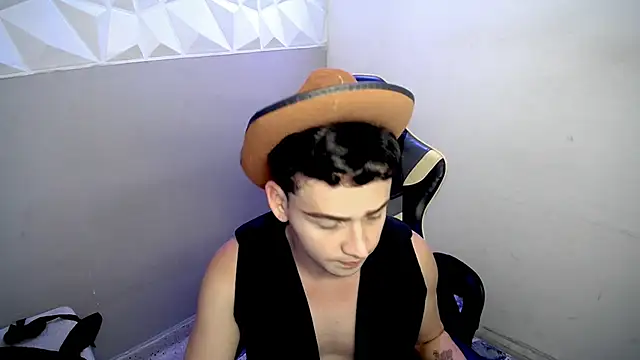 Mathias twinkk online show from 04.12.26