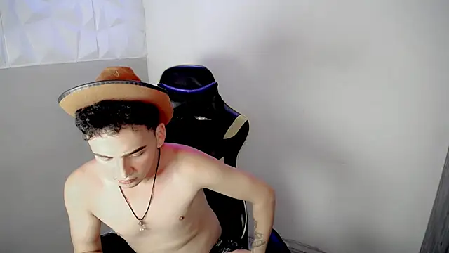 Mathias twinkk online show from 04.14.26