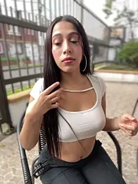 Ferrari Pink online show from 03.26.26