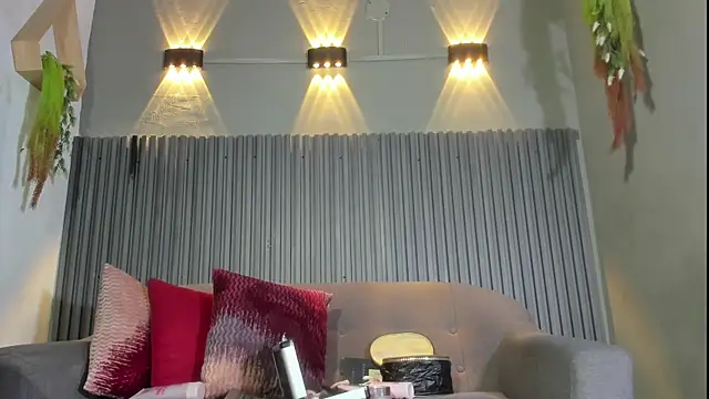 Emmyy Fantasy online show from 03.30.26