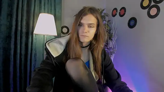 WillFobos online show from 04.13.26