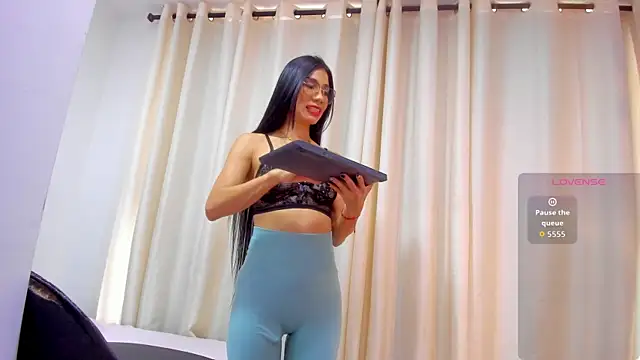 giana gill online show from 04.10.26