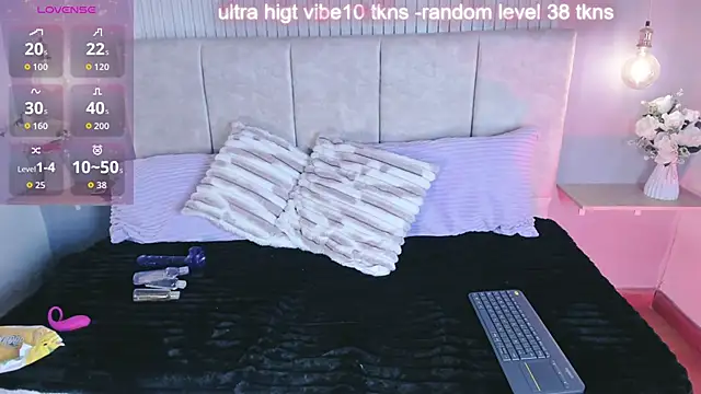 Stardoll1  online show from 04.15.26