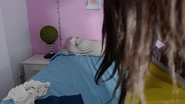 aisha laurent online show from 04.16.26