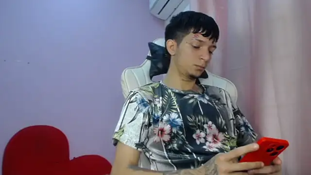 Hot Gaara  online show from 03.31.26