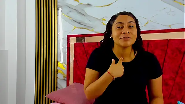 Tiana hots online show from 04.12.26