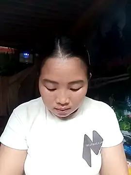 Snapshot of Huemy098 chatting on 04.15.26 Huemy098 online show from 04.15.26