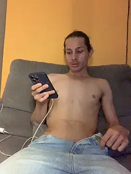 FelipeLipe18 online show from 04.23.26