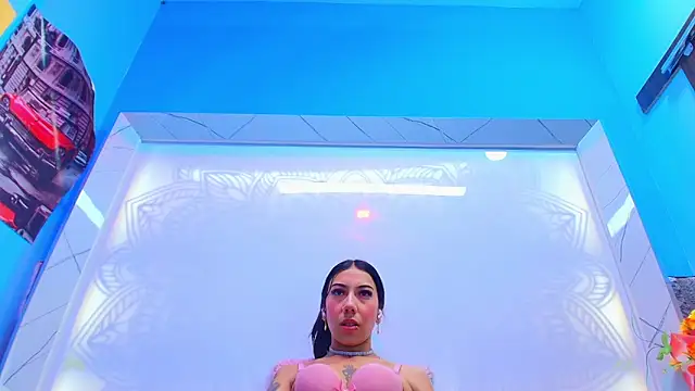 Alessia Clarky online show from 04.10.26