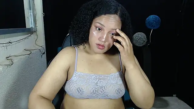 SofiaRoyal2308 online show from 04.14.26