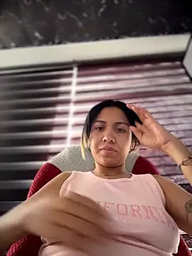 Laila LS online show from 04.06.26