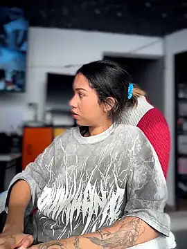 Laila LS online show from 04.07.26