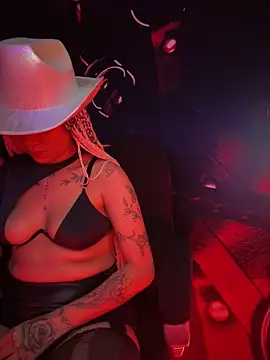 Laila LS online show from 04.15.26