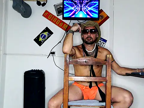 freddymdq100 online show from 04.10.26