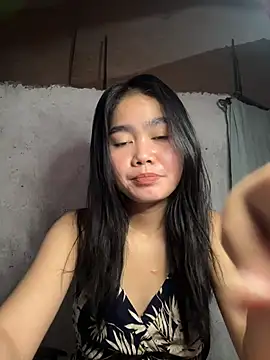 Snapshot of beautyasian23 chatting on 04.06.26 beautyasian23 online show from 04.06.26