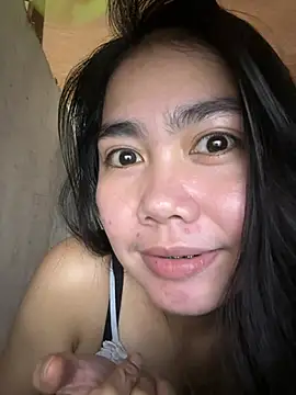 Snapshot of beautyasian23 chatting on 04.16.26 beautyasian23 online show from 04.16.26