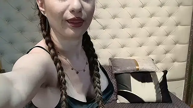 AmiellaRose online show from 03.28.26