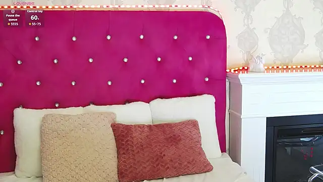 Snapshot of GiaGlaze chatting on 03.19.26 GiaGlaze online show from 03.19.26