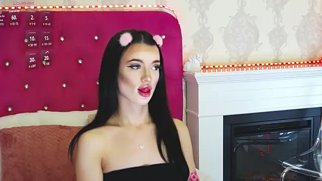 Snapshot of GiaGlaze chatting on 03.29.26 GiaGlaze online show from 03.29.26