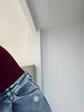 ZaraCarterX online show from 04.15.26