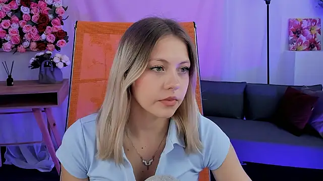 Snapshot of BlossomVibe chatting on 03.31.26 BlossomVibe online show from 03.31.26