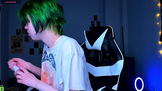 LittleKittenStar online show from 04.02.26