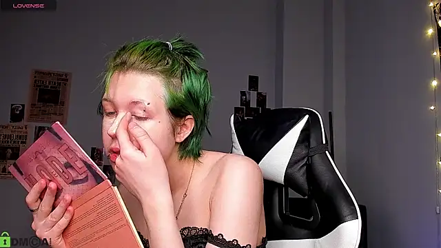 LittleKittenStar online show from 04.05.26