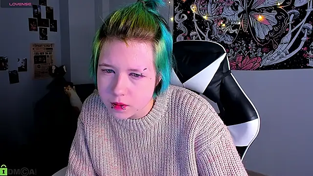 LittleKittenStar online show from 04.19.26